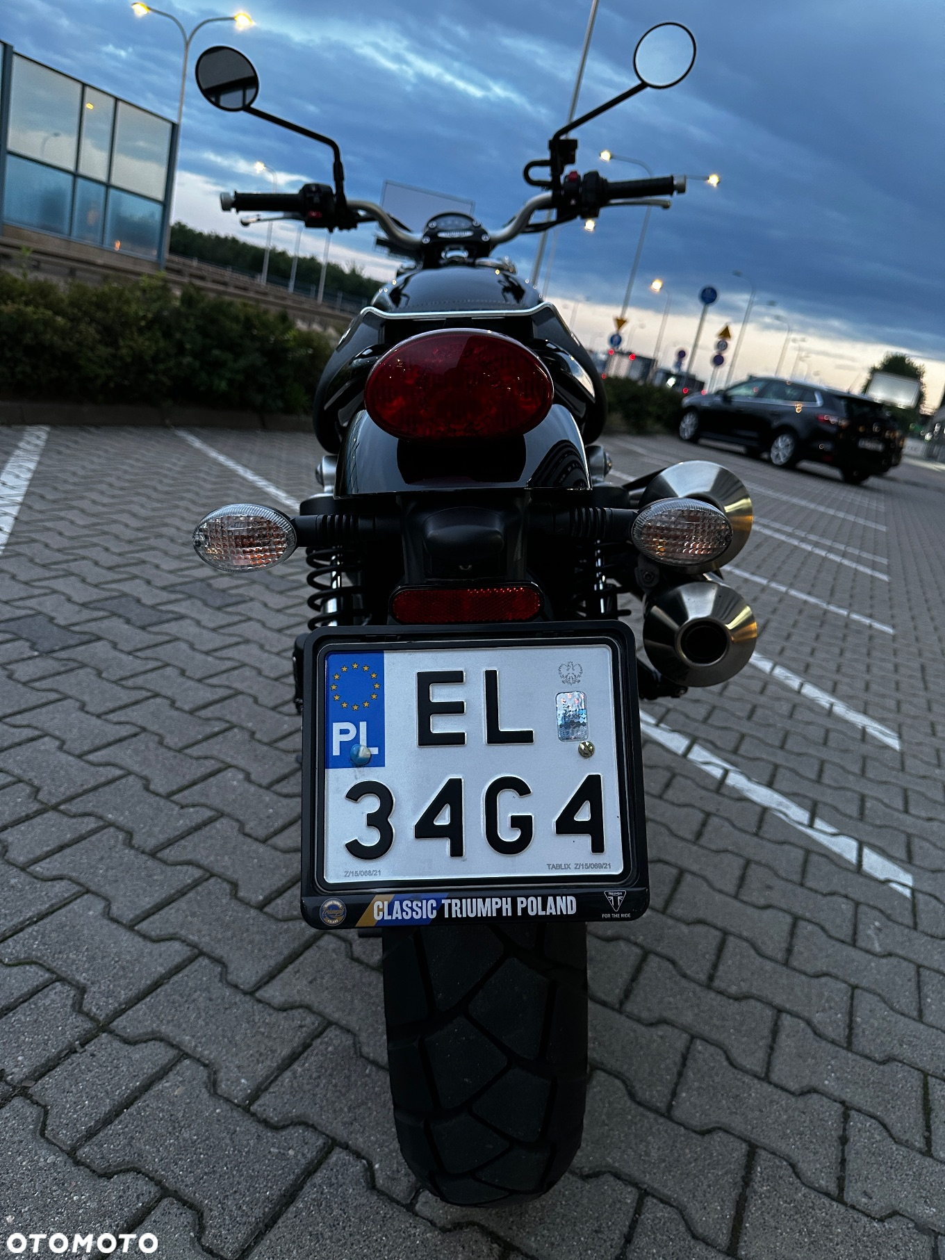 Triumph Scrambler - 14