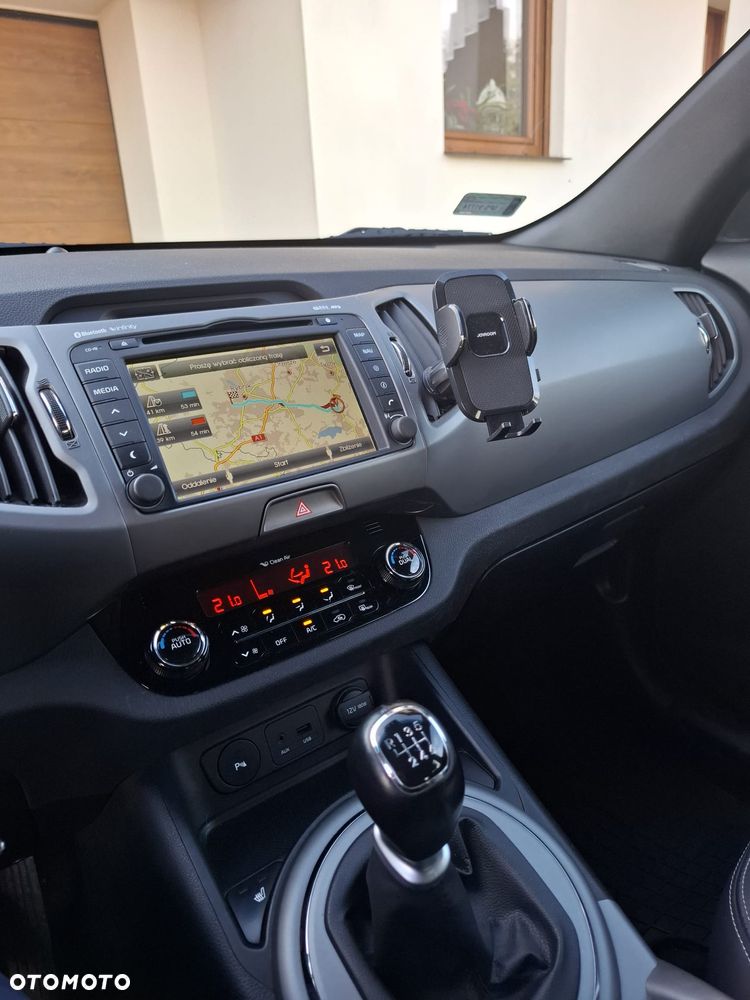 Kia Sportage 1.7 CRDI 2WD ISG Dream-Team Edition - 11