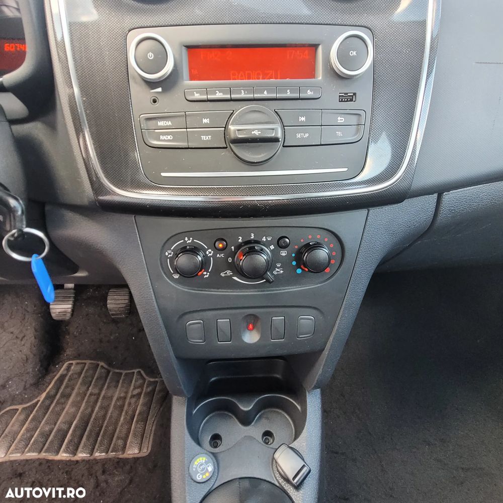 Dacia Sandero - 7