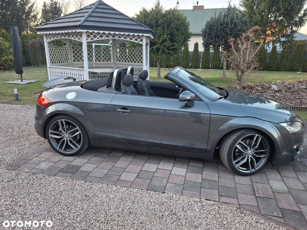 Audi TT Roadster - 14