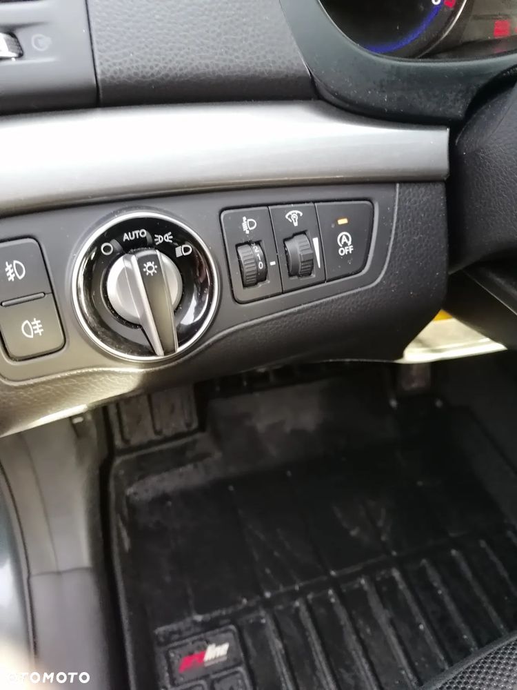 Hyundai i40 Kombi blue 1.7 CRDi Trend - 19