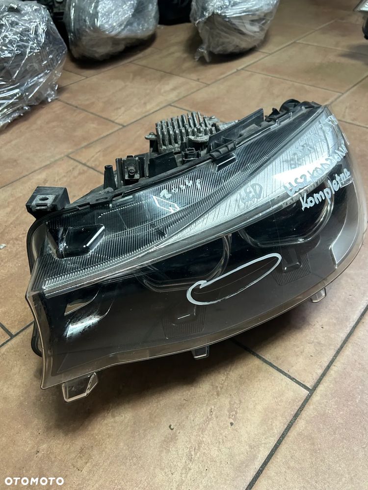 LAMPA BMW F34 GT LEWY PRZÓD KOMPLETNA LED 7498925 USZKODZONA - 1