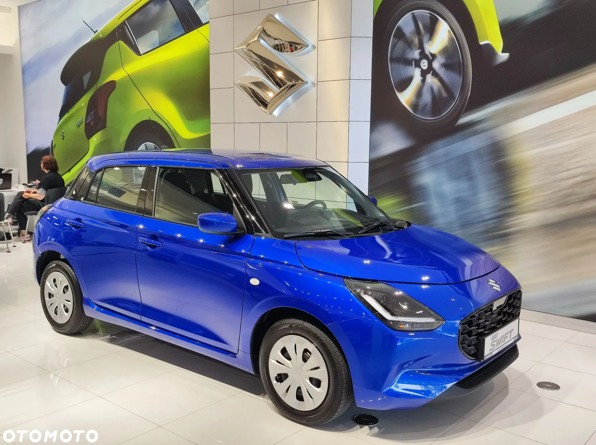 Suzuki Swift 1.2 Dualjet SHVS Premium - 1