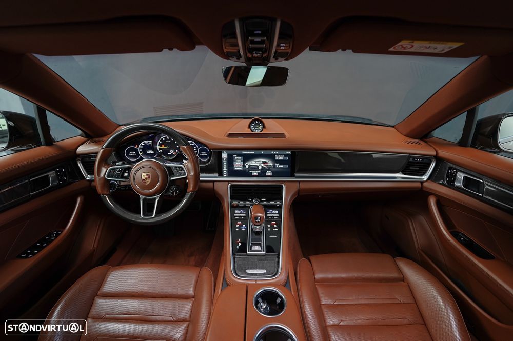 Porsche Panamera Sport Turismo 4 E-Hybrid - 33