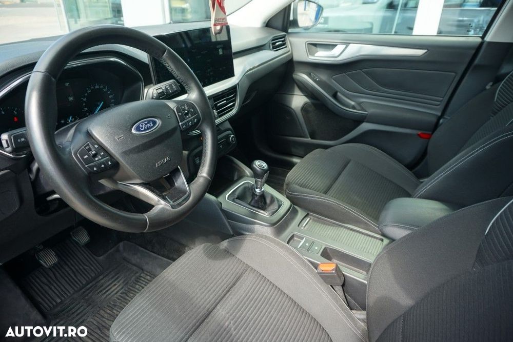 Ford Focus - 7