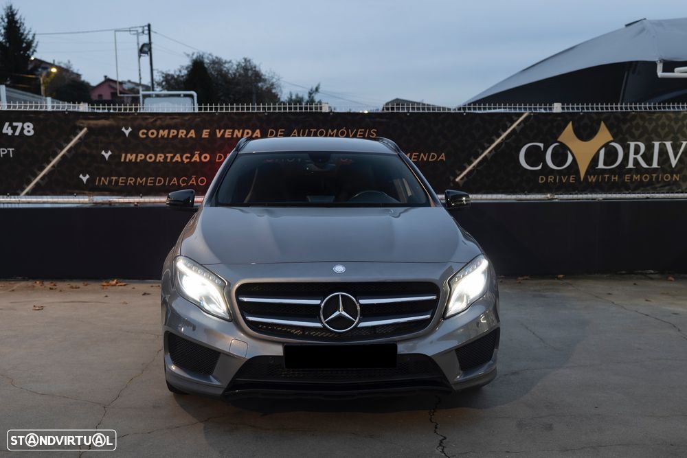 Mercedes-Benz GLA 220 d 4Matic 7G-DCT AMG Line - 5