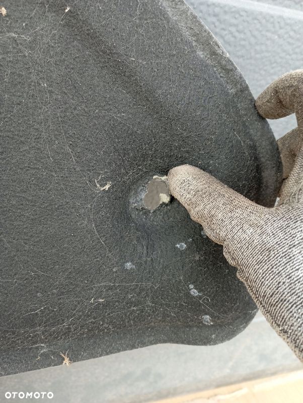 MERCEDES W205 C KLASA WYGŁUSZENIE MASKI A2056820026 - 2