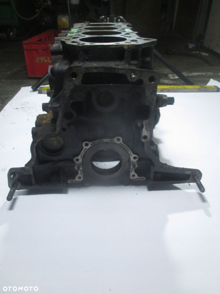 blok silnika renault mascott 3.0 zd3 03-10 lekkie wżery - 6