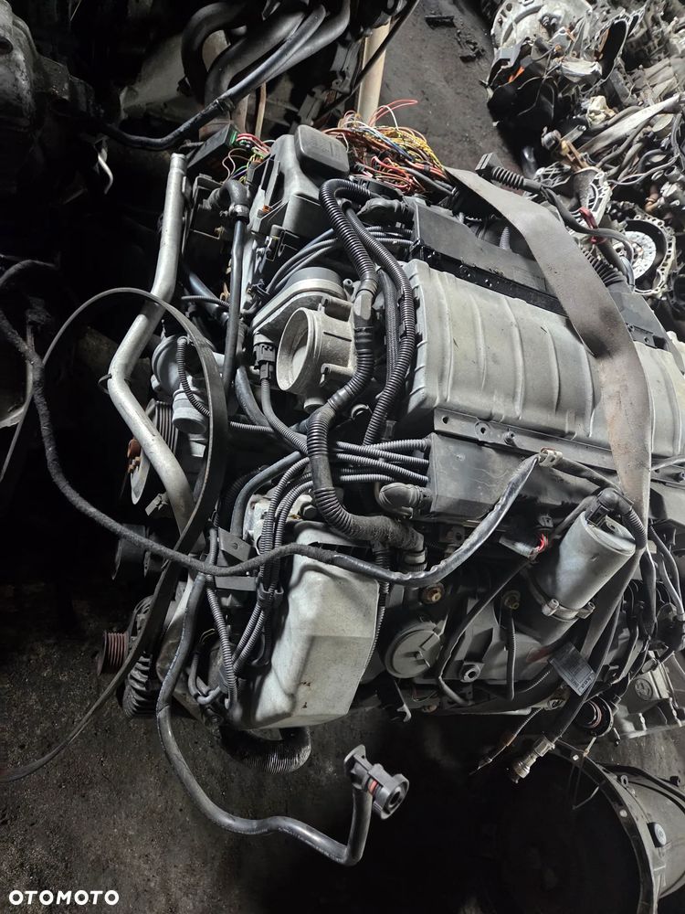 Silnik BMW 4.4 V8 N62B44 - 1