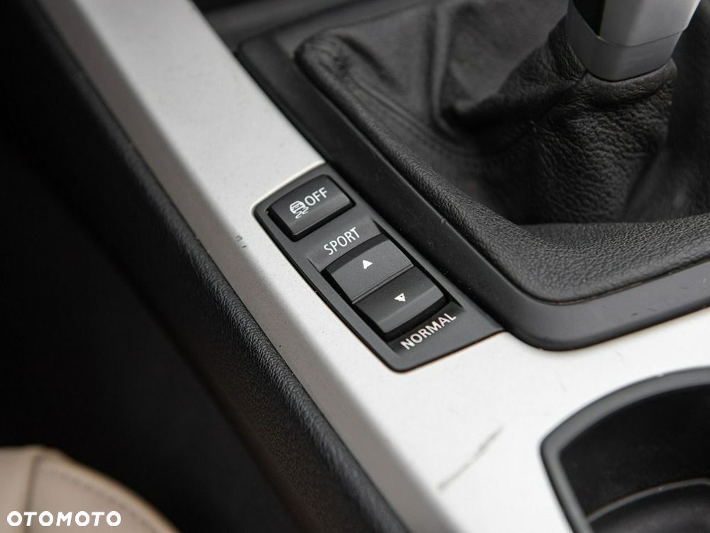 BMW Z4 sDrive23i - 22