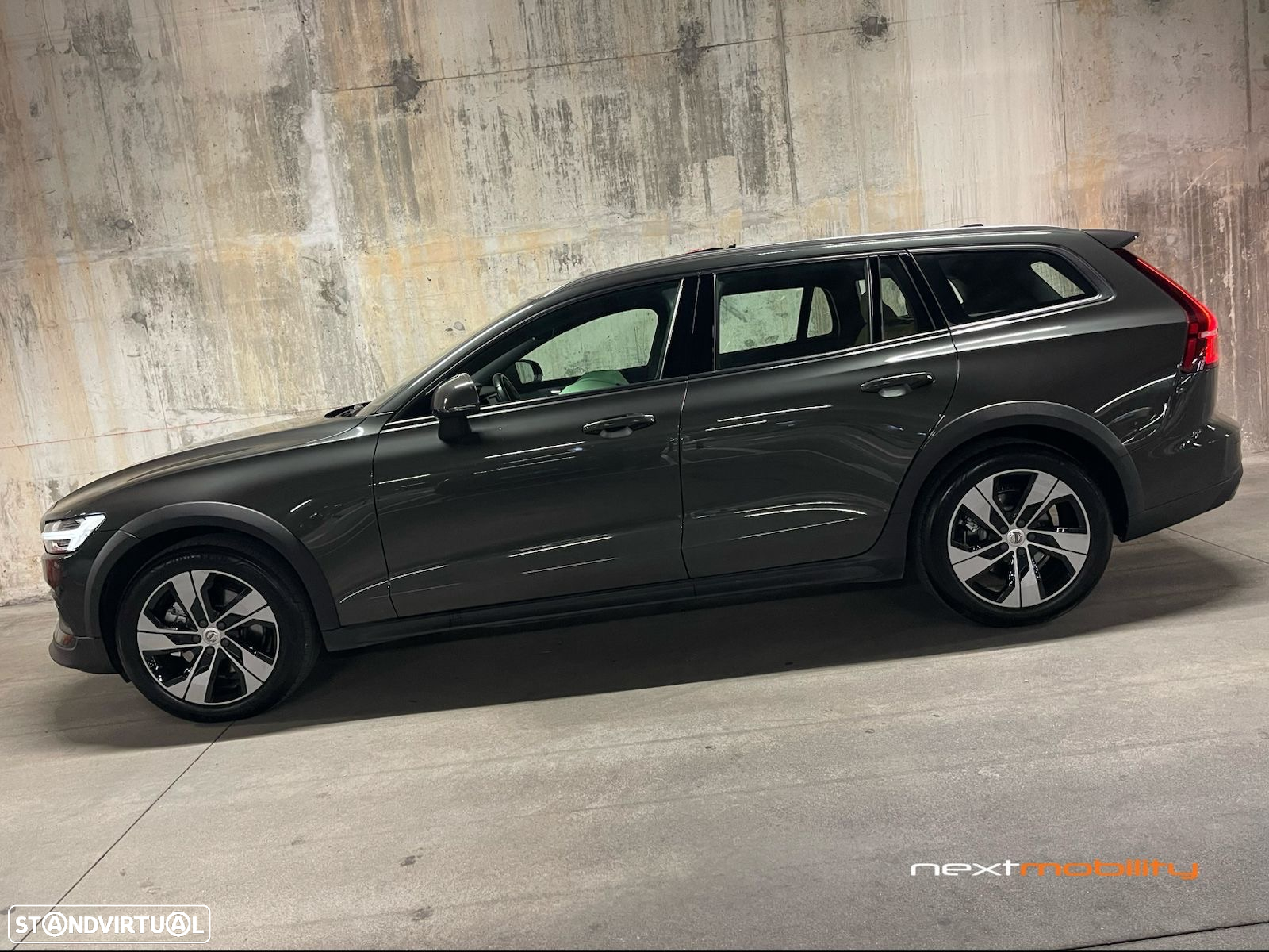 Volvo V60 Cross Country 2.0 D4 Geartronic - 9