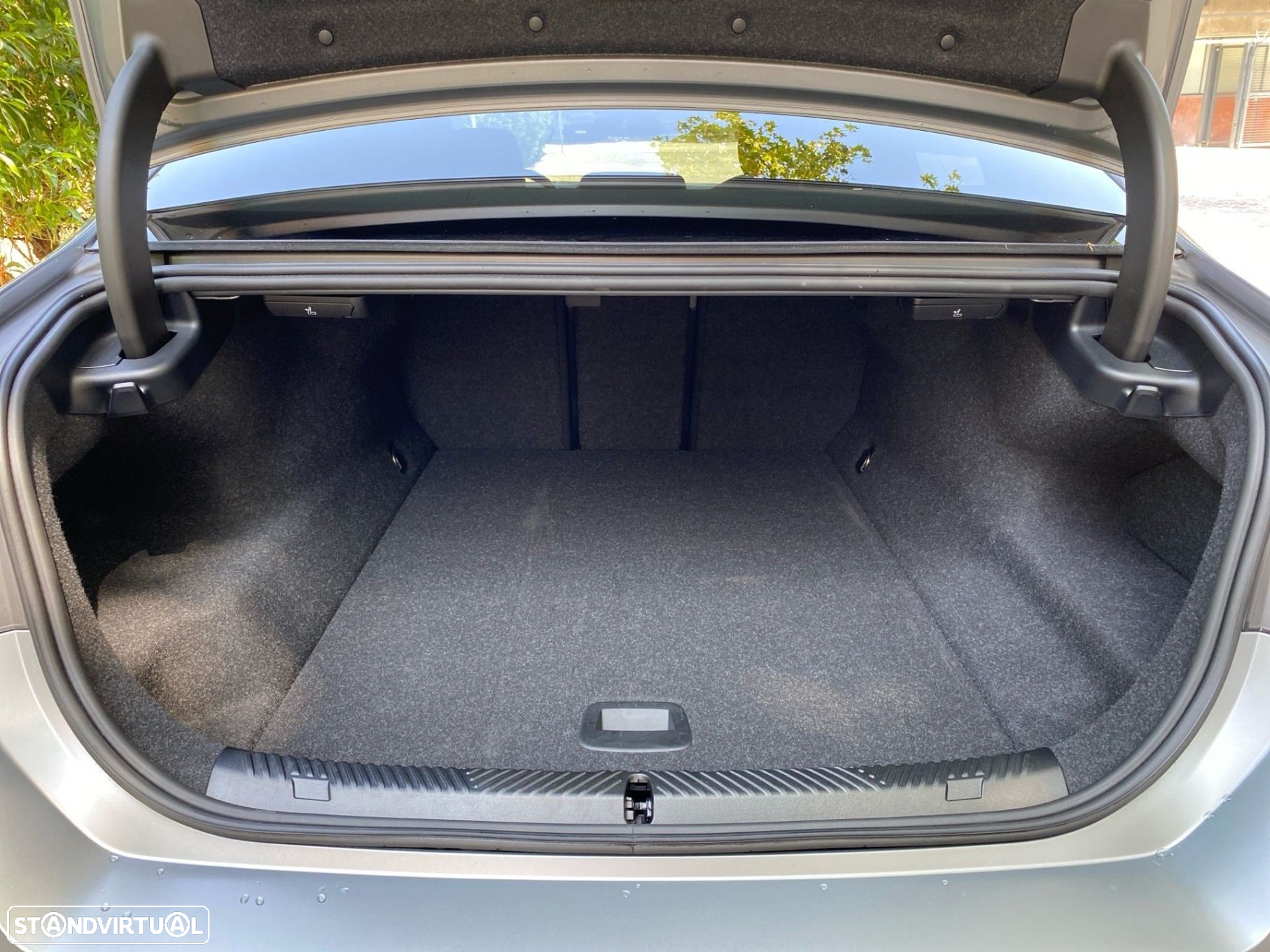BMW i5 M60 xDrive Pack Desportivo M Pro - 32