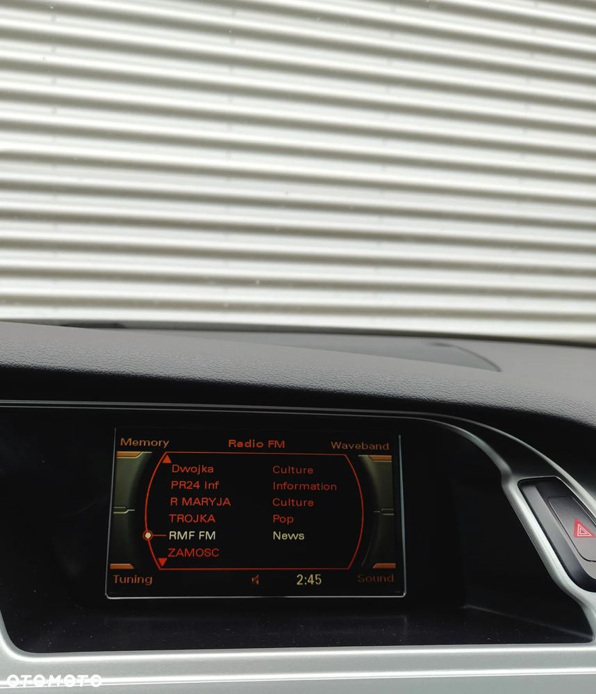 Audi A4 Avant 2.0 TDI - 8