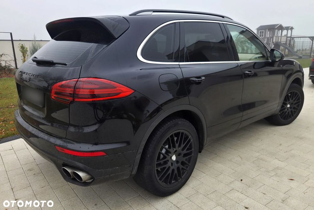 Porsche Cayenne - 3
