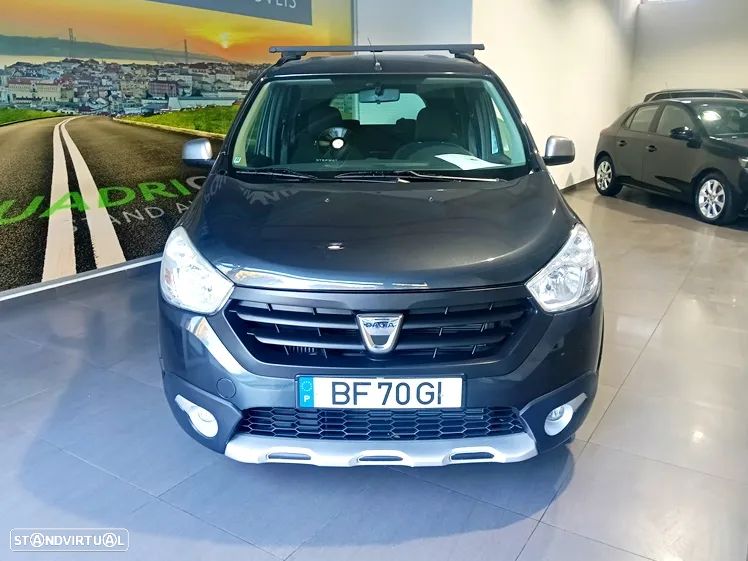 Dacia Lodgy TCe 115 Stepway - 2