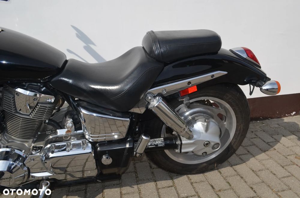 Honda VTX - 8