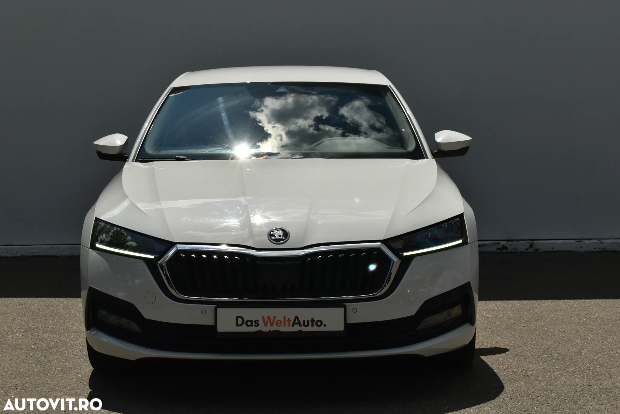 Skoda Octavia 2.0 TDI DSG Ambition - 4