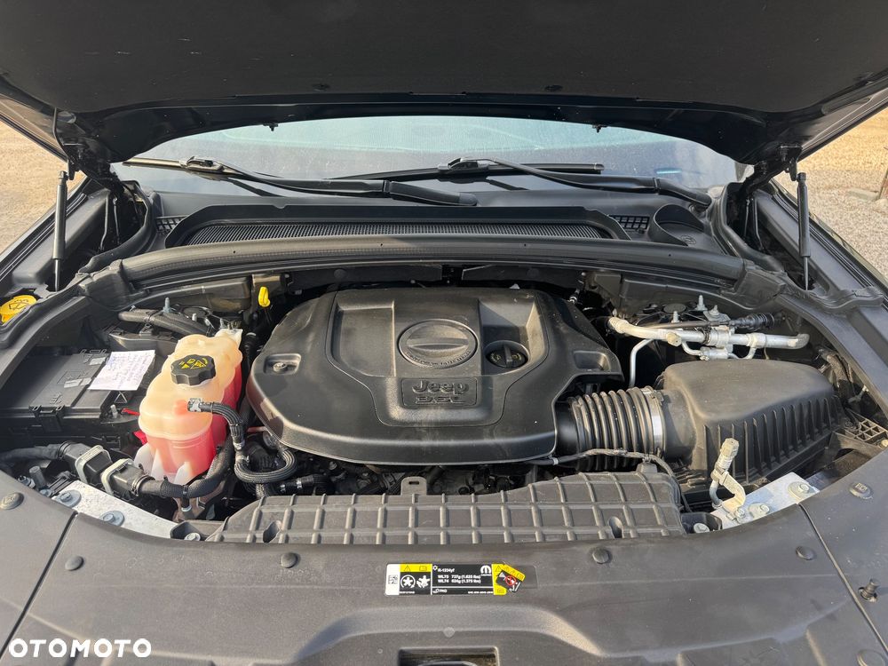 Jeep Grand Cherokee ver-3-6-v6-pentastar-4wd-automatik-limited - 16