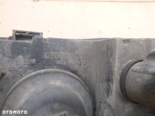 LAMPA LEWY PRZÓD LEWA PRZEDNIA PRAWY PRZÓD PRAWA PRZEDNIA TOYOTA AVENSIS I 97-02 - 9