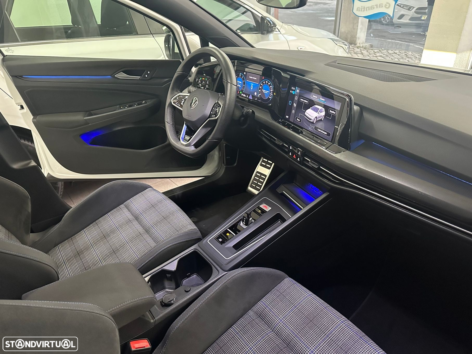 VW Golf - 11