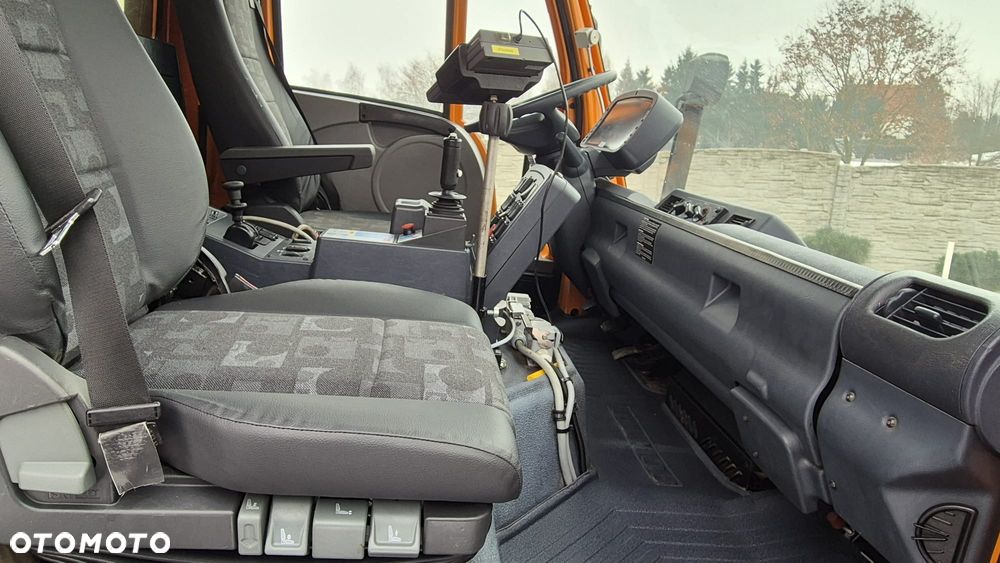 Unimog U400 Ciągnik 6cyl 240KM - 9