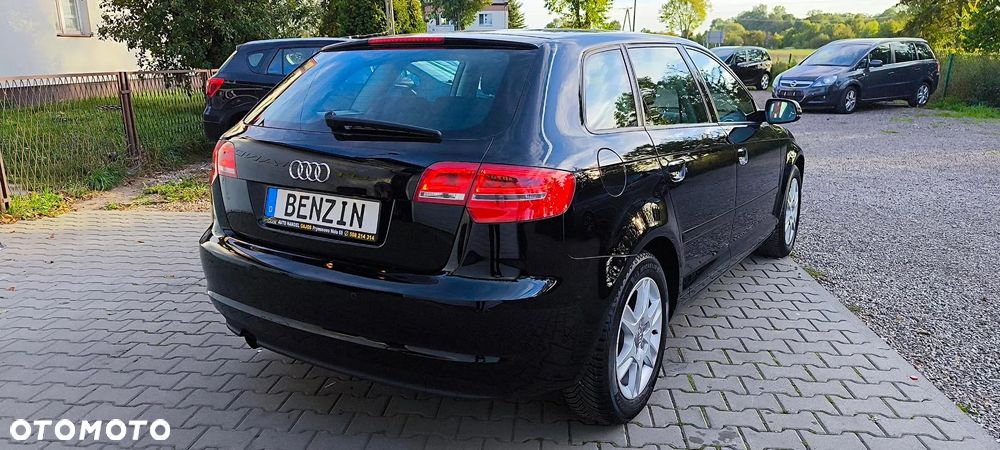 Audi A3 Sportback - 6
