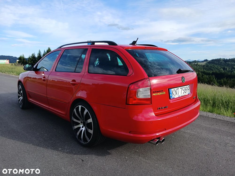 Skoda Octavia 2.0 TDI DPF RS DSG - 20