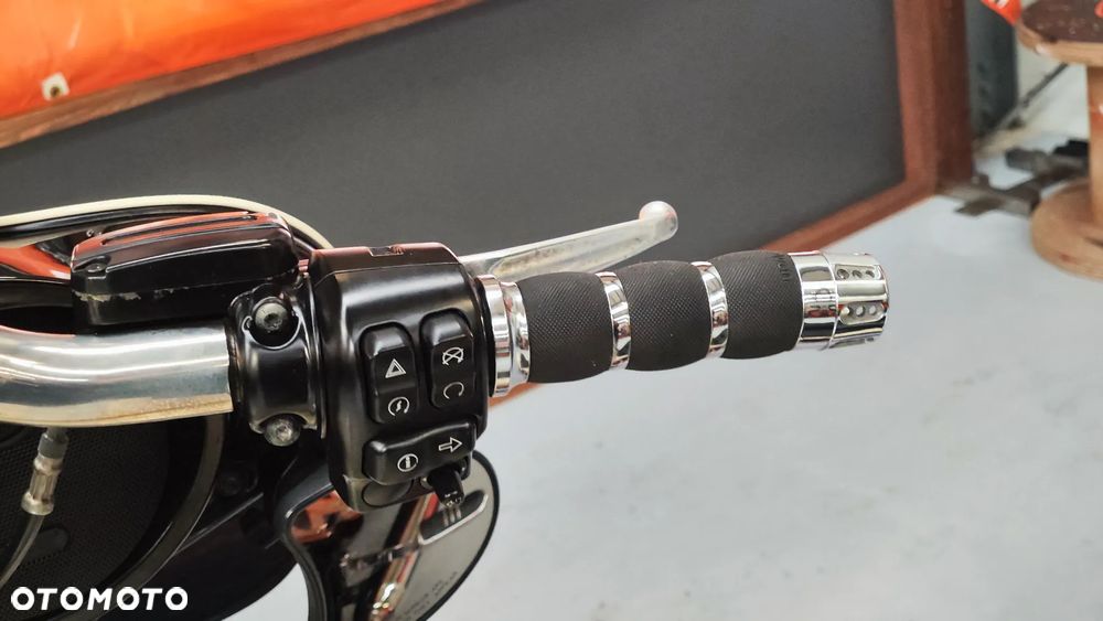 Harley-Davidson FLHXS Special - 19