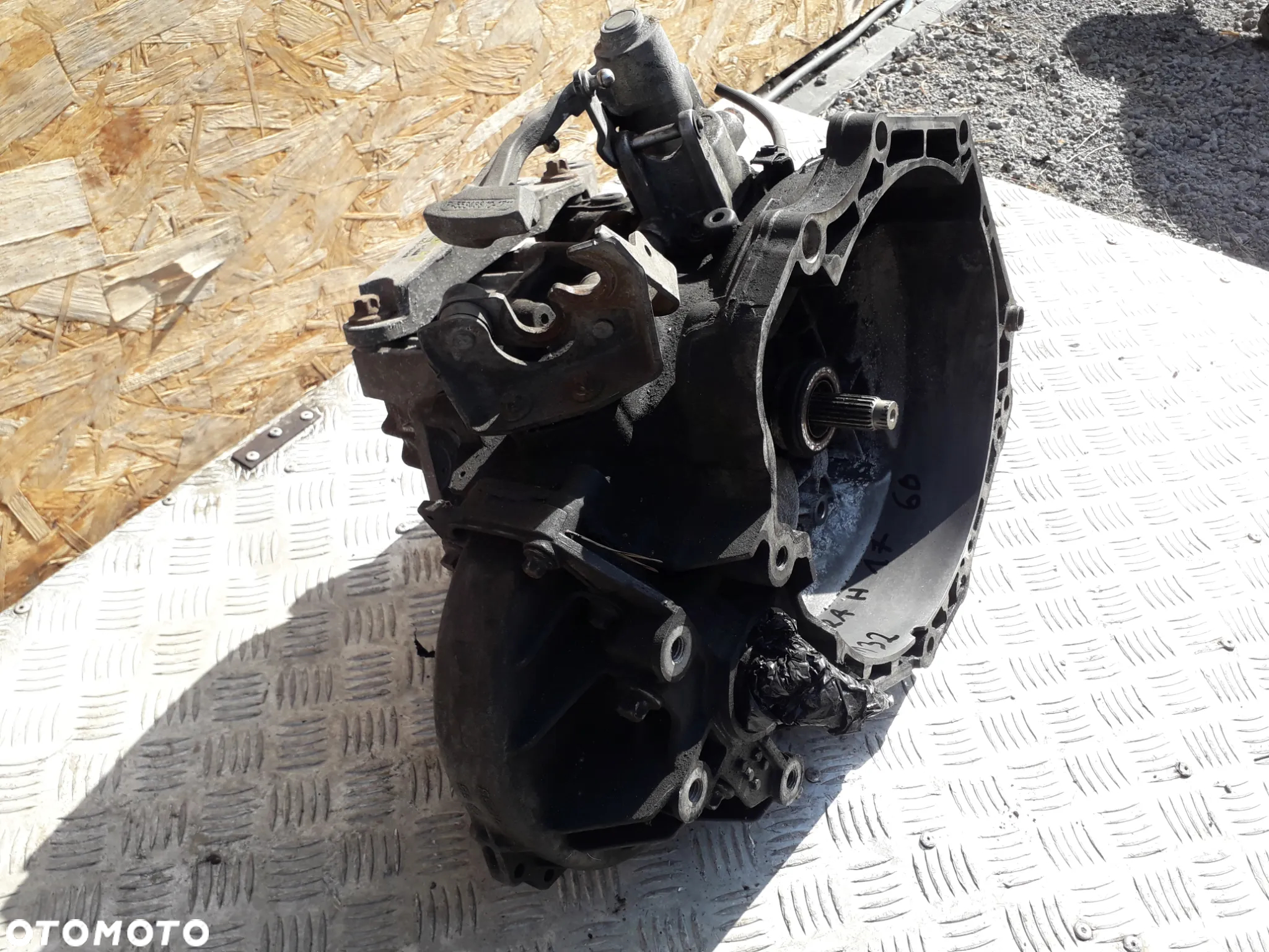 Skrzynia Biegów Manualna Opel Astra H 17 M32 - 3