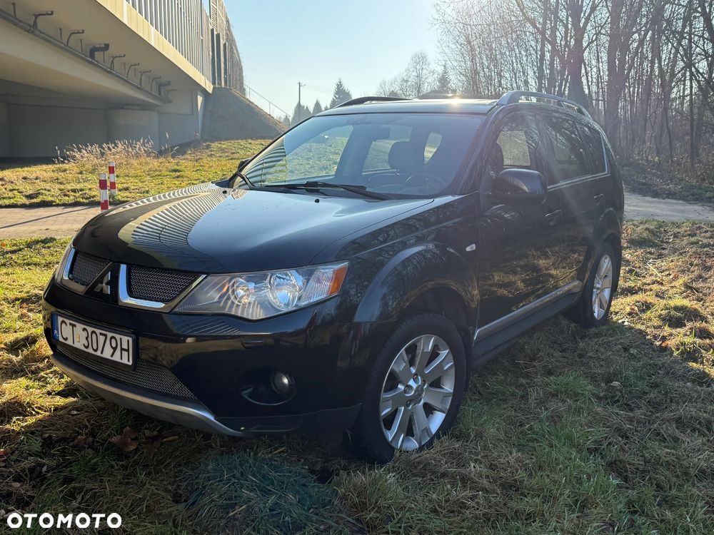 Mitsubishi Outlander 2.0 DID Intense + - 1
