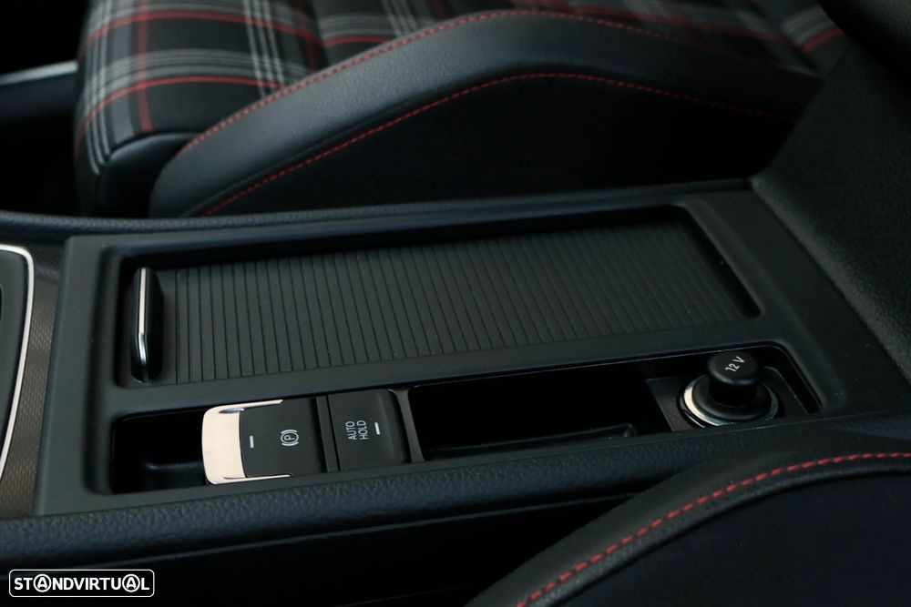 VW Golf 2.0 TSi GTi DSG Performance - 25
