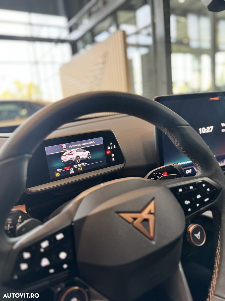 Cupra Tavascan 77 kWh 4Drive VZ Adrenaline - 8