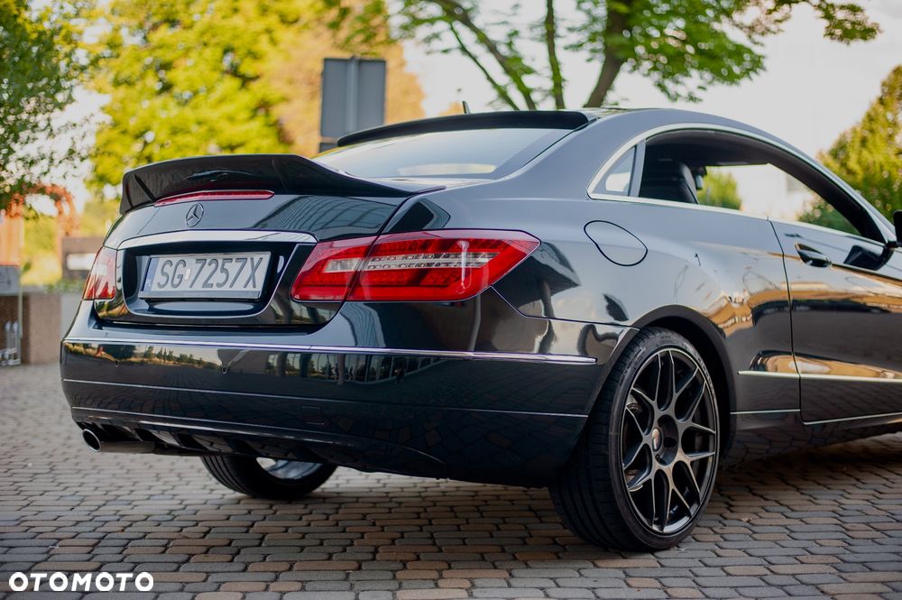 Mercedes-Benz Klasa E - 18