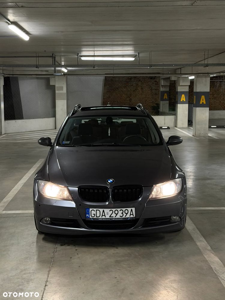 BMW Seria 3 320d - 8