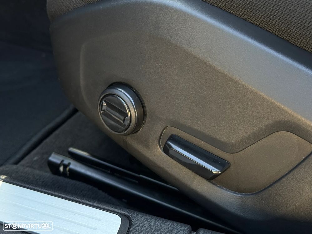 Volvo V60 2.0 D3 Momentum Plus Geartronic - 15