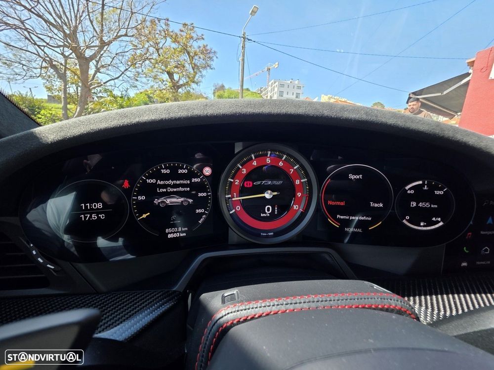 Porsche 911 (992) - 11
