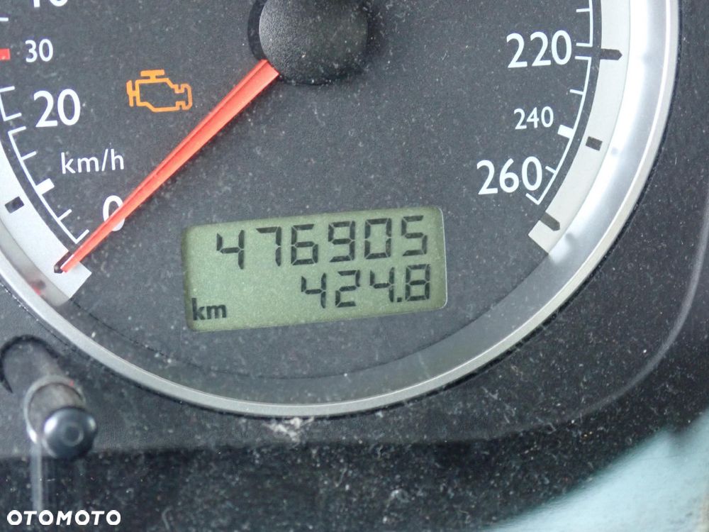 CZĘŚĆI - Vw Bora 1,6 105KM AUS KOMBI Variant 5B lakier LA7W 2000r. INDEX - 10109 - 13