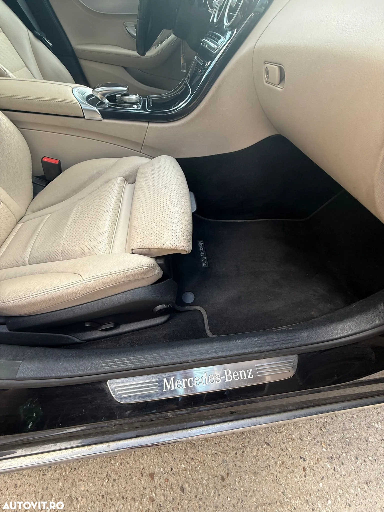 Mercedes-Benz C 220 (BlueTEC) d 7G-TRONIC Avantgarde - 19