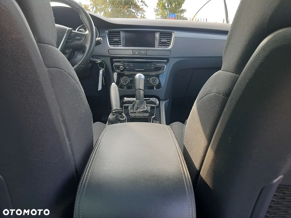Peugeot 508 BlueHDi 120 EAT6 Stop&Start Business-Line - 32