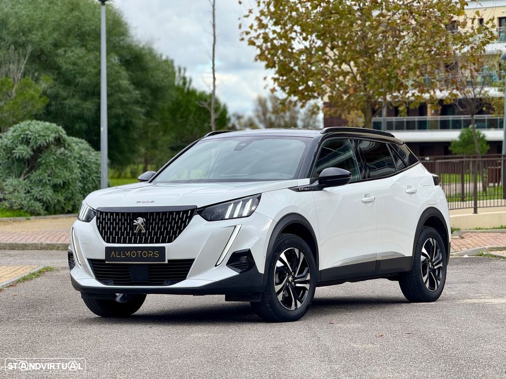 Peugeot 2008 PureTech 130 EAT8 GT - 1