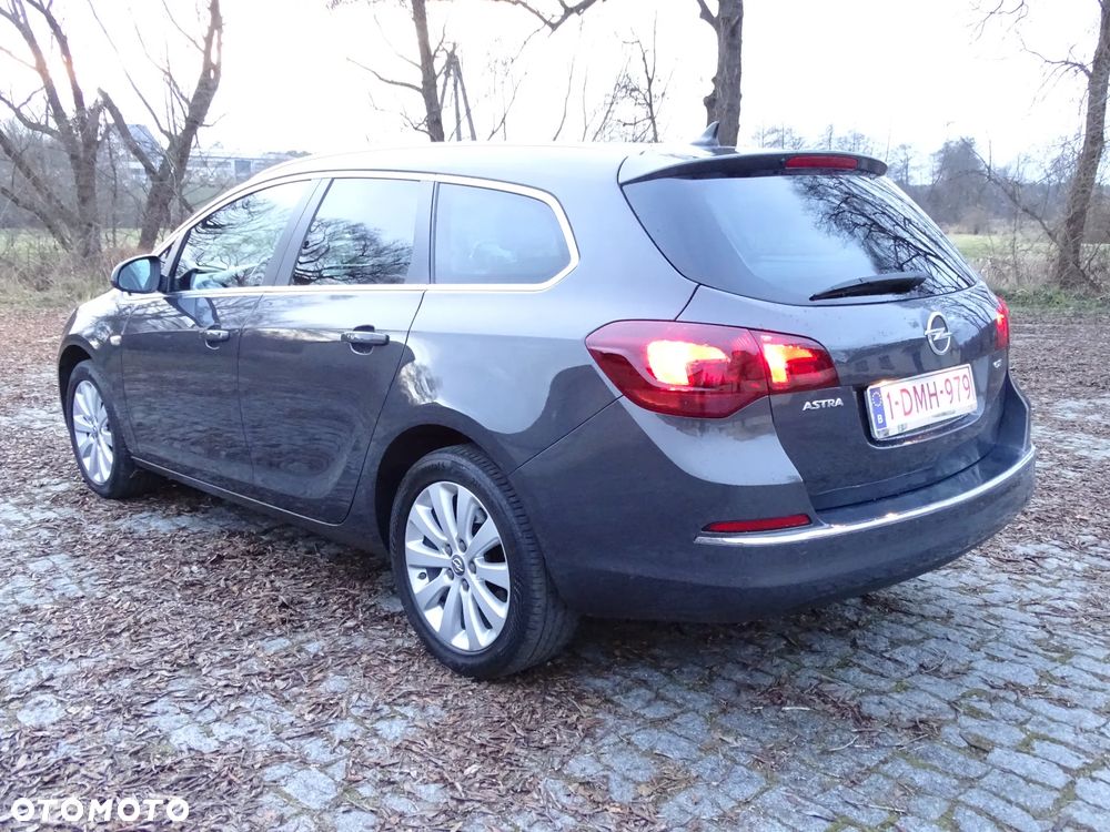 Opel Astra 1.6 CDTI DPF ecoFLEX TourerStart/Stop Exklusiv - 6