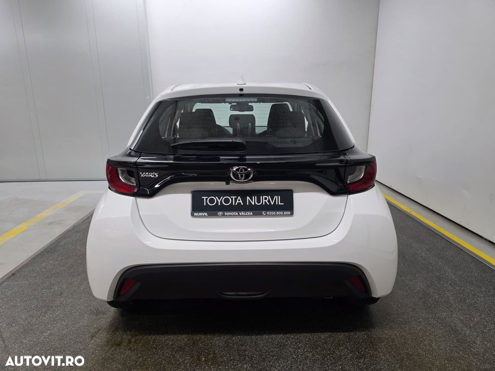 Toyota Yaris 1.5 L Dynamic - 5