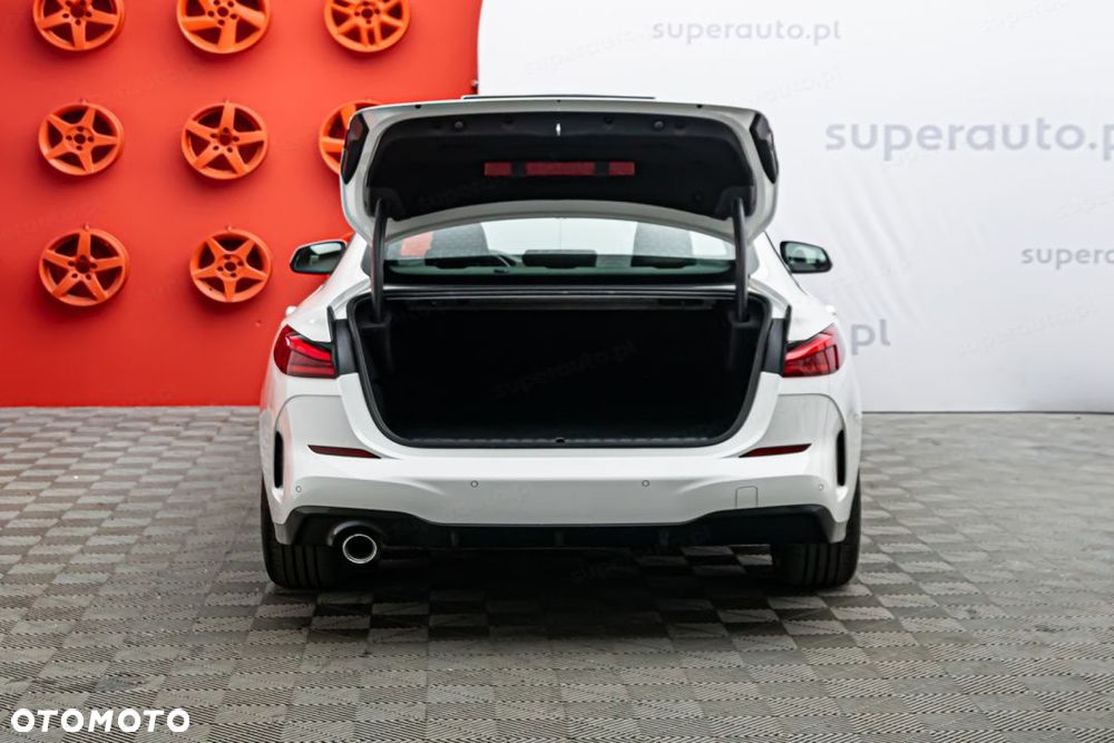 BMW Seria 2 216d M Sport - 28