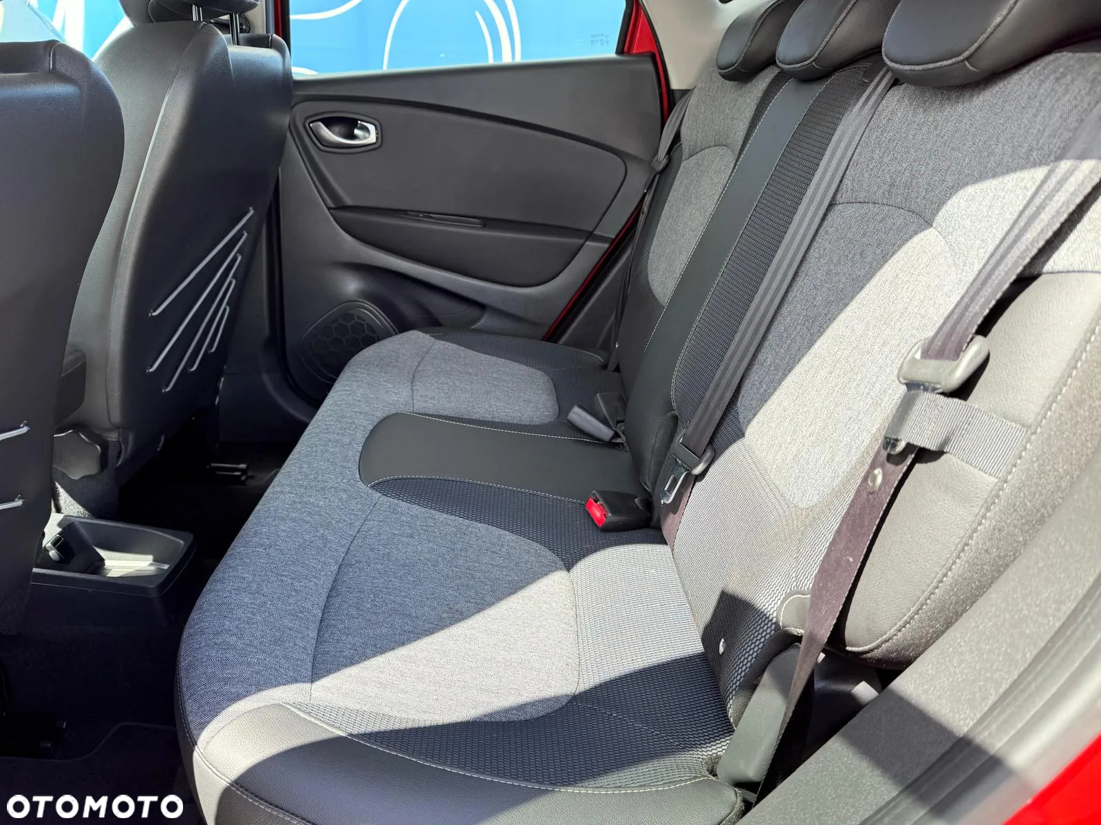 Renault Captur 1.2 Energy TCe Intens - 13