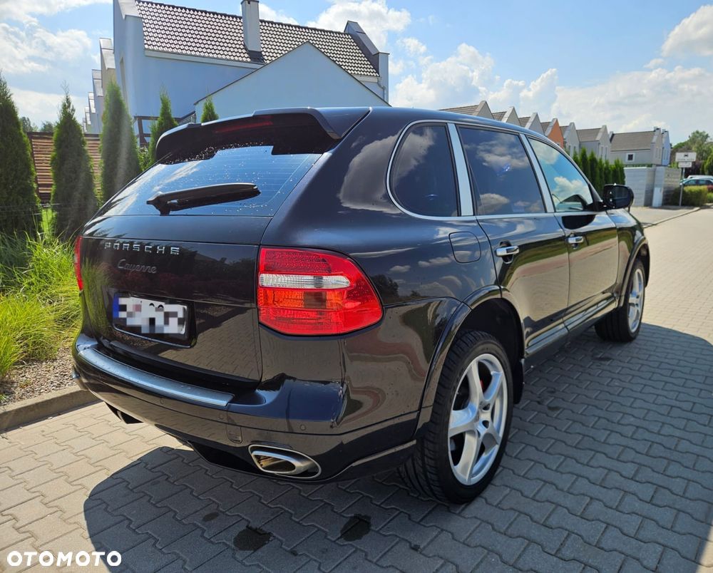 Porsche Cayenne - 8