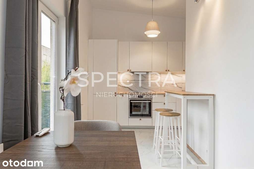 49 m² | Po remoncie | Tramwaje obok | Balkon | Górka Narodowa