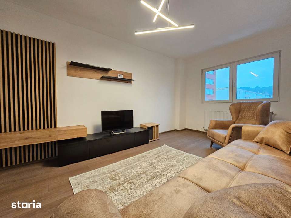 Apartament cu doua camere renovat complet, Str. Zorilor, Astra — fotografia 1