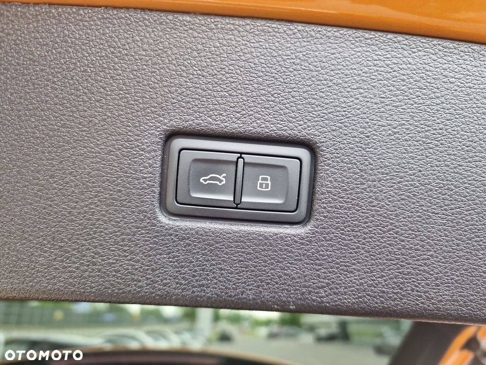 Audi Q8 55 TFSI mHEV Quattro Tiptronic - 29