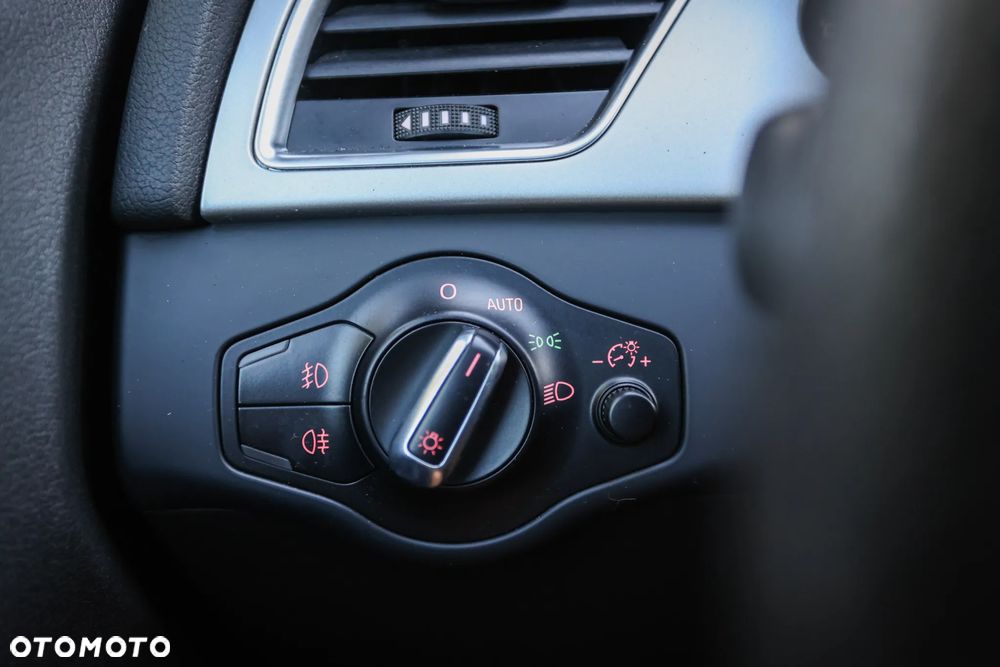 Audi A4 Avant 2.0 TDI DPF Ambition - 24