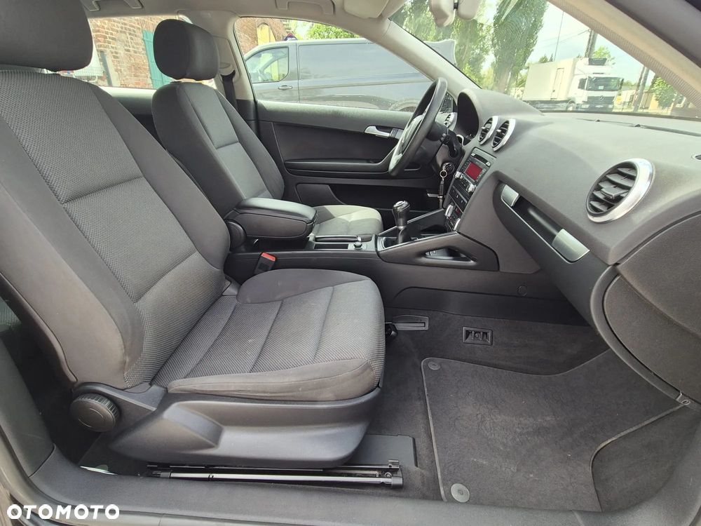 Audi A3 3-drzwiowe 1.4 TFSI Ambition - 21